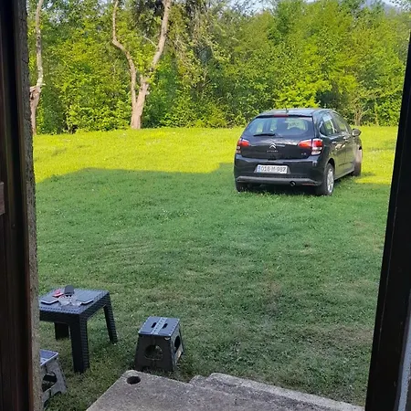 Vikendica Davidovic * Mliniste